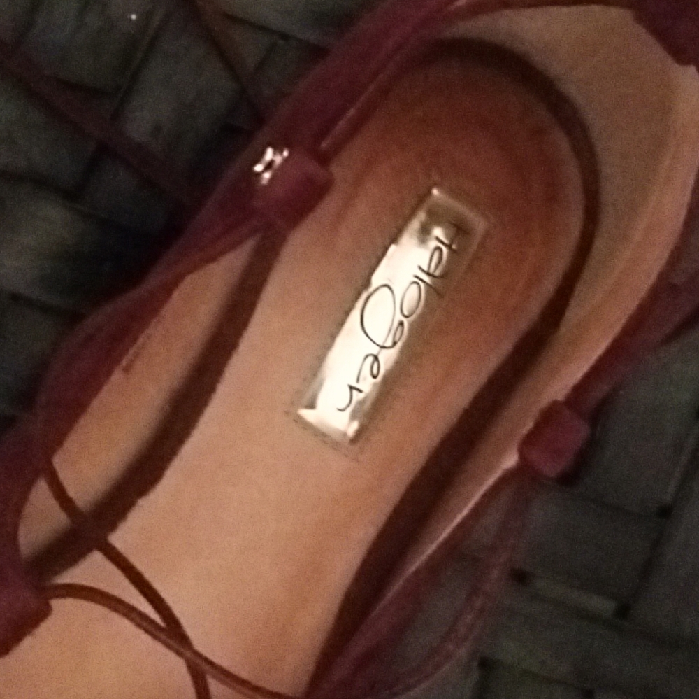 Shoes - Picture 2 of 5